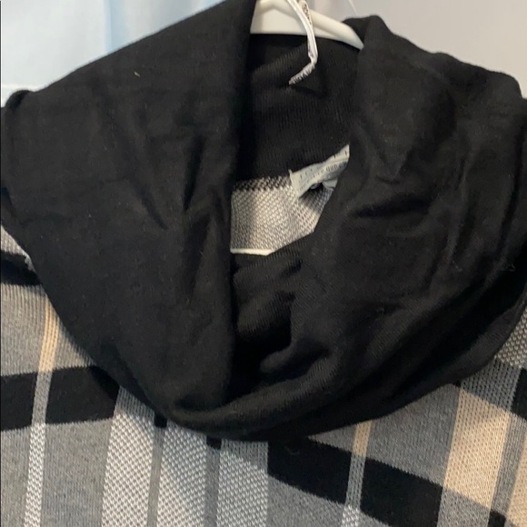 Pullover - Picture 4 of 4